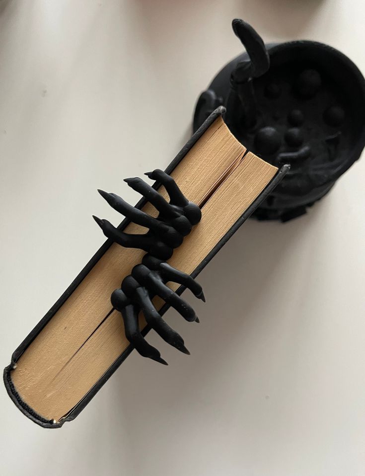 Black Claws Plastic Bookmark